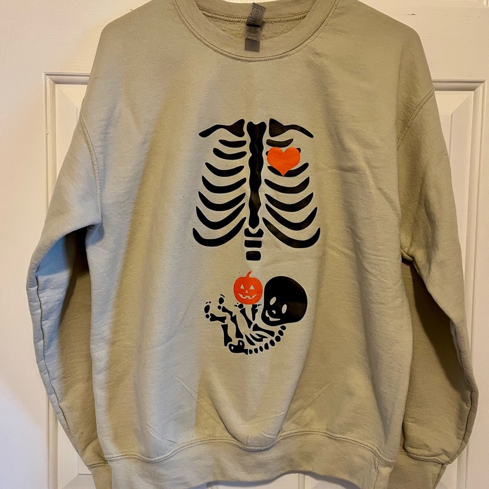 Mommy to Be Halloween Skeleton Sweater